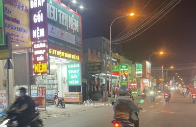 Bán tòa nhà 8,4x30m nhà 6 lầu giá 29 tỷ MT Đường Nguyễn Ảnh Thủ, Q12